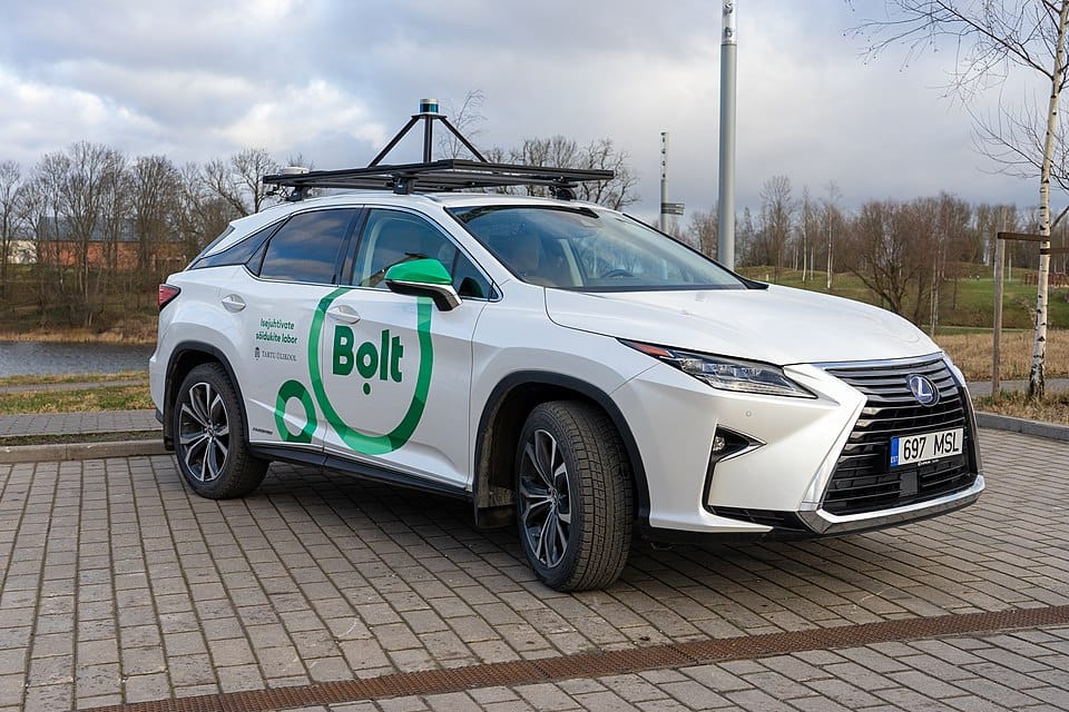 China's Autonomous Taxi Fleet Reaches 10,000 Vehicles Across 25 Cities